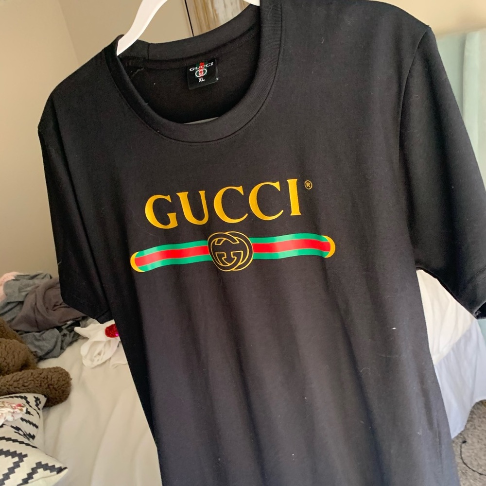 Black Graphic tee